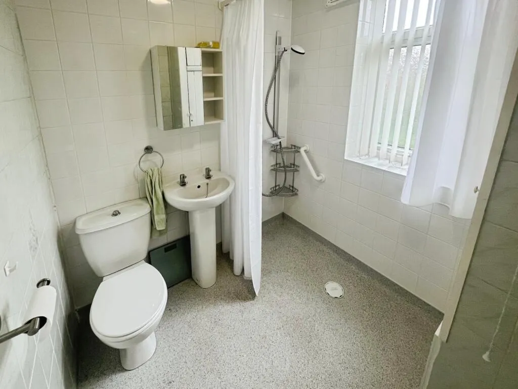 3 bed Semi-Detached