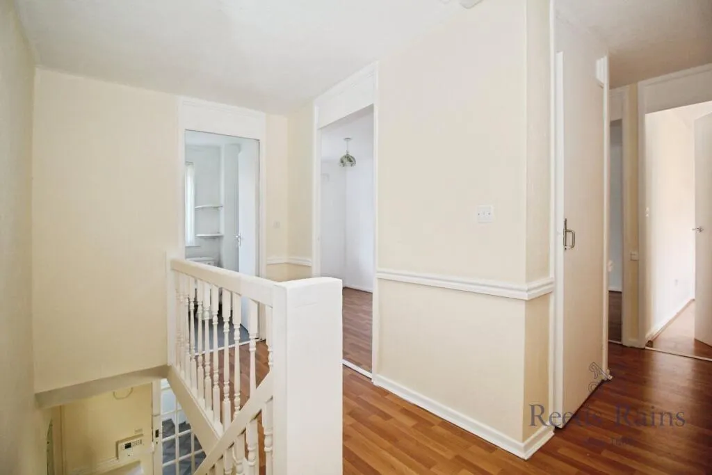 4 bed Terraced