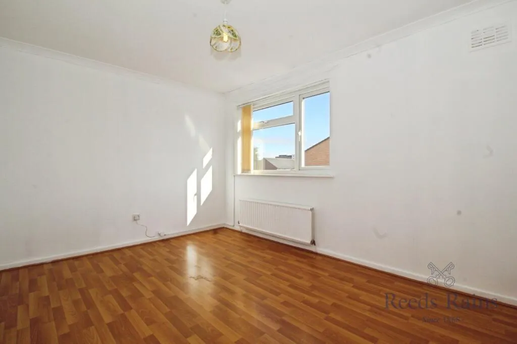 4 bed Terraced