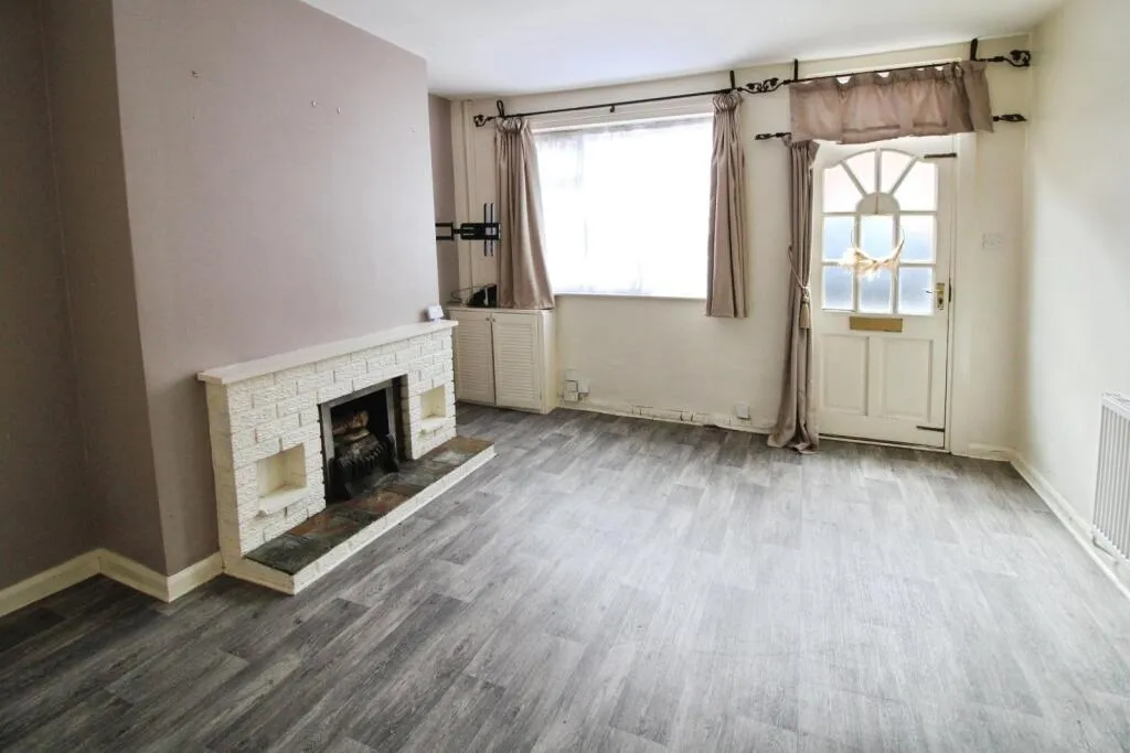 2 bed Terraced