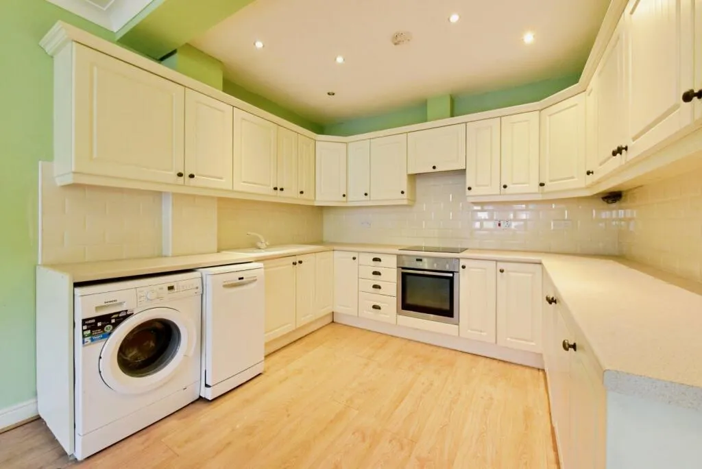 2 bed Apartment