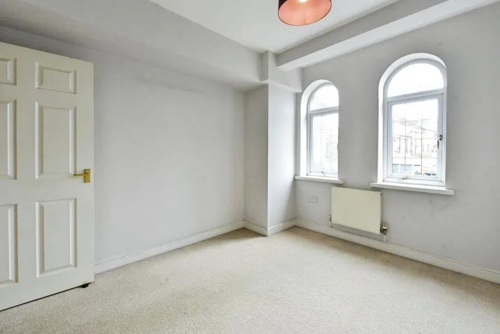 2 bed Apartment