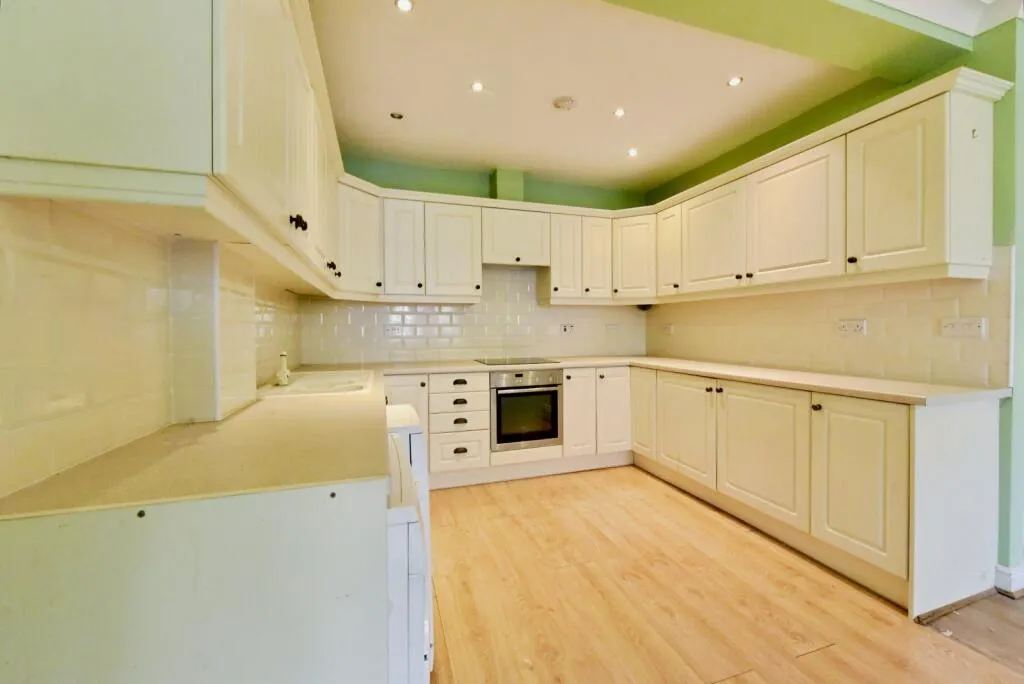 2 bed Apartment