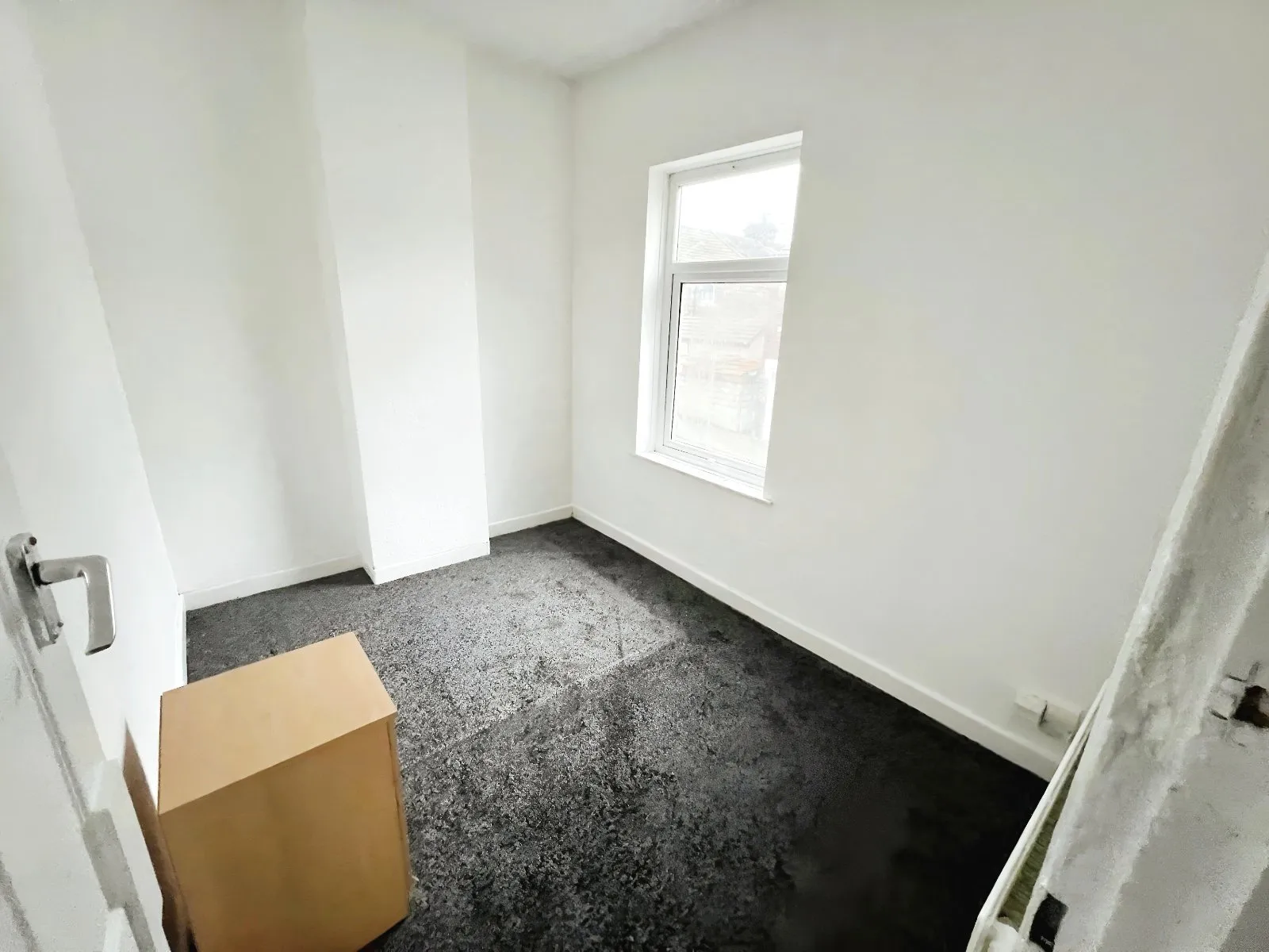 4 bed End of Terrace