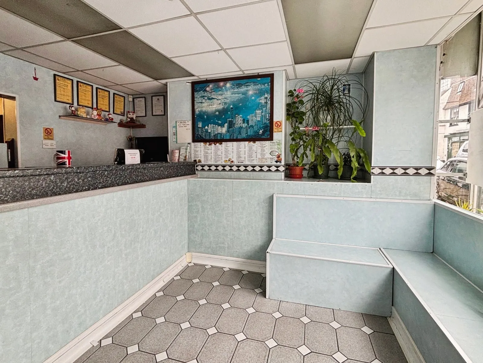 4 bed Commercial Property