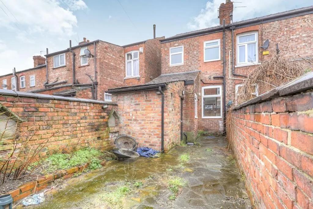 2 bed Terraced
