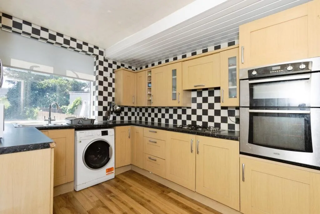 2 bed Terraced