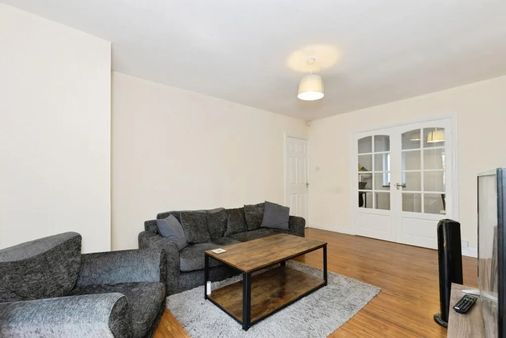 2 bed Terraced
