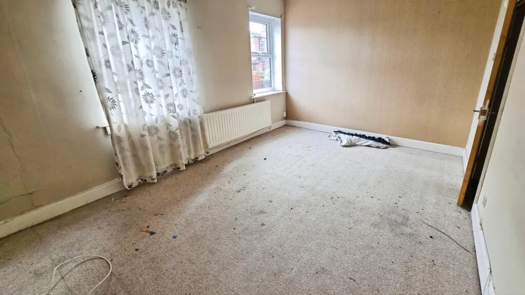 2 bed End of Terrace