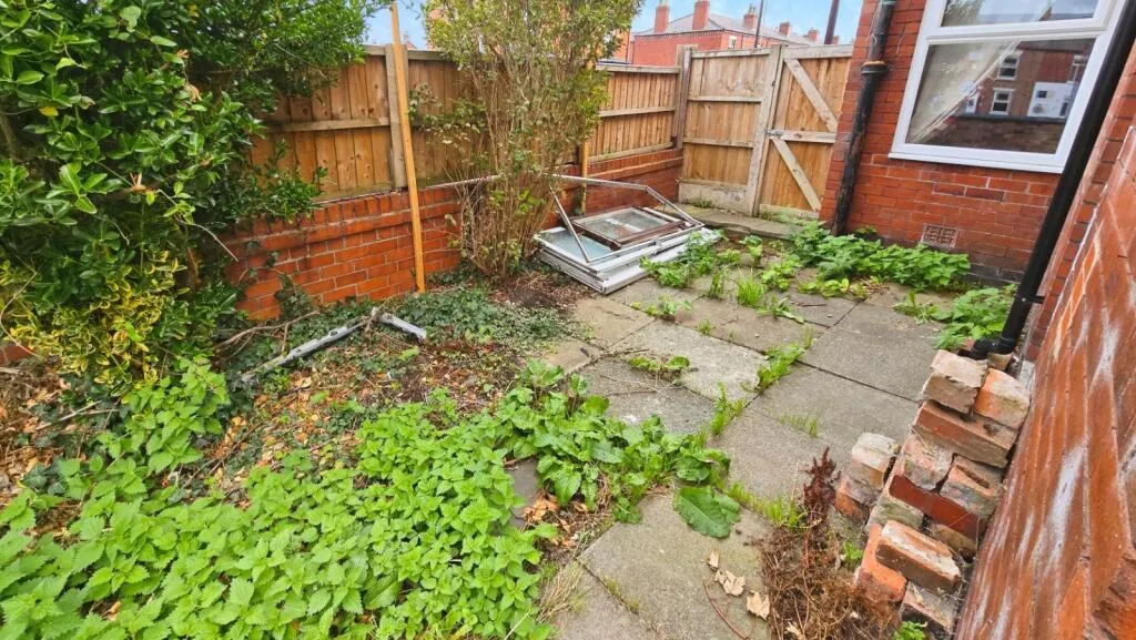 2 bed End of Terrace
