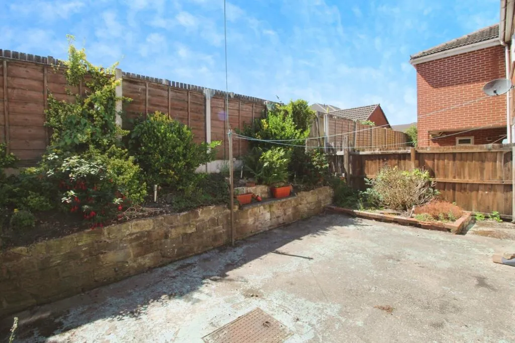 3 bed Terraced