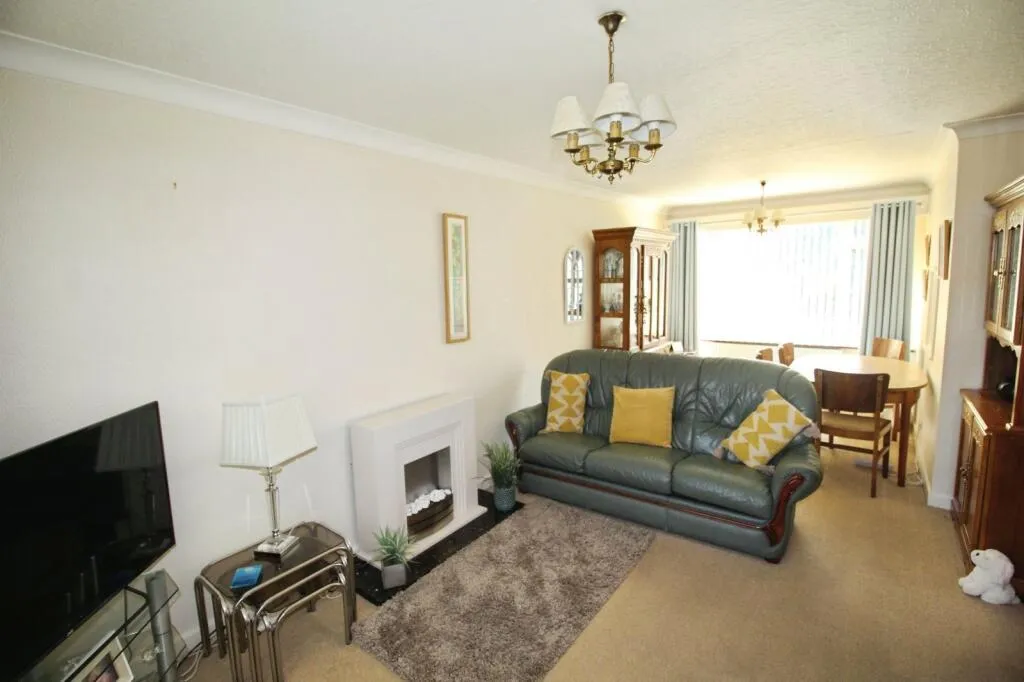 3 bed Terraced