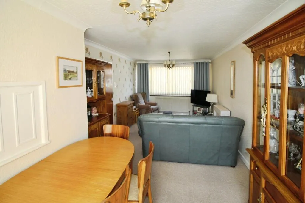 3 bed Terraced