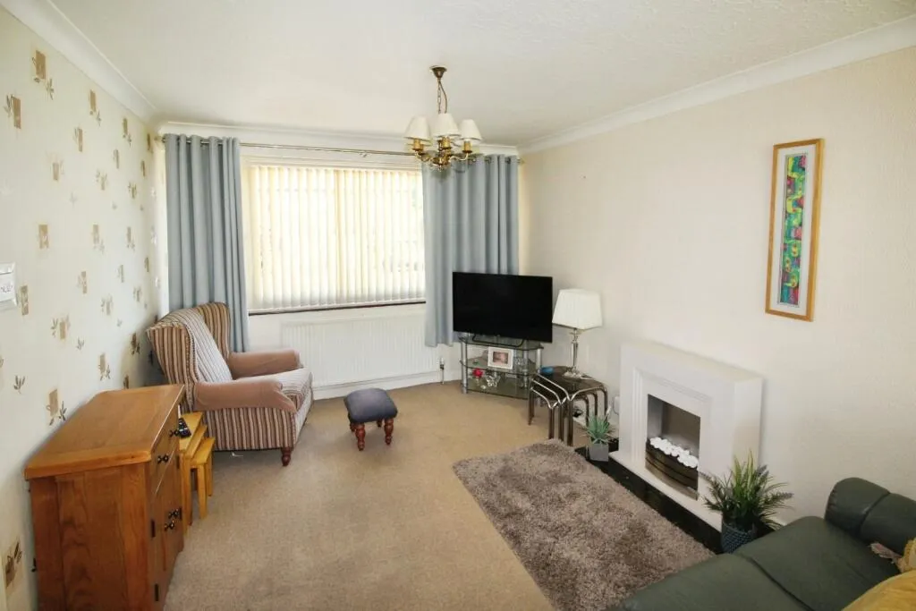 3 bed Terraced