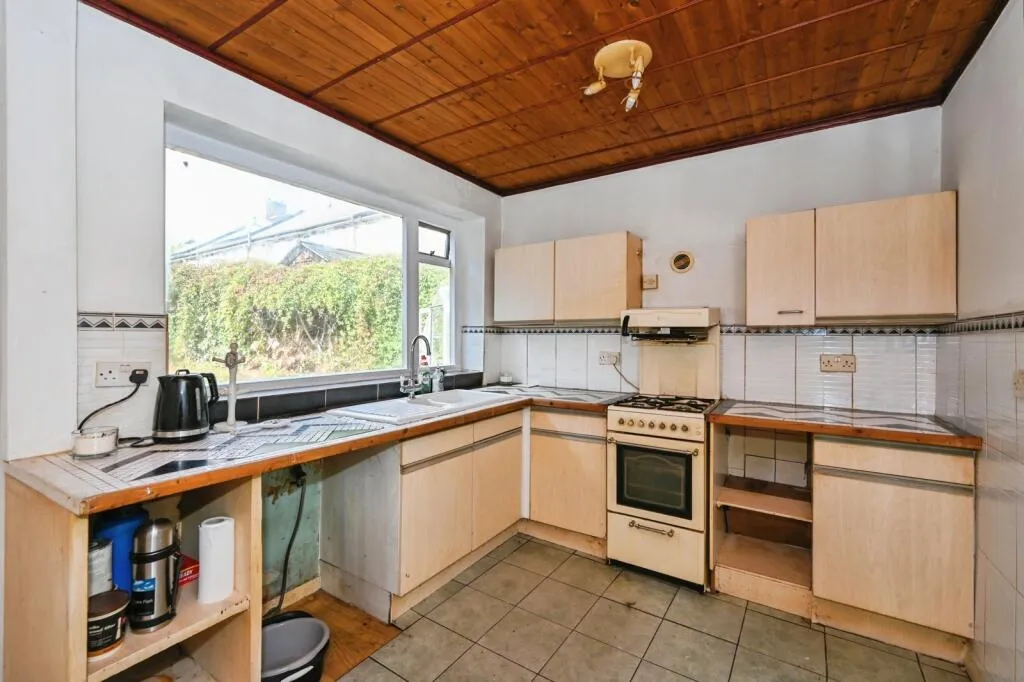2 bed Semi-Detached