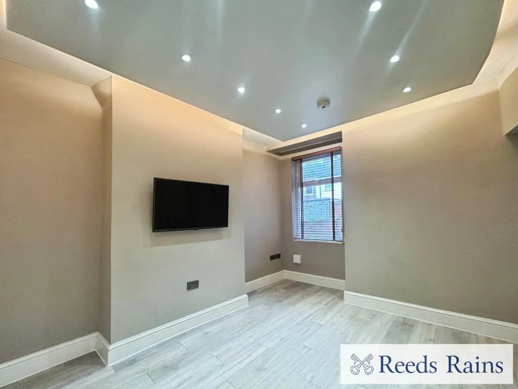 3 bed Terraced