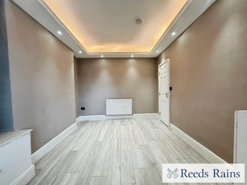 3 bed Terraced