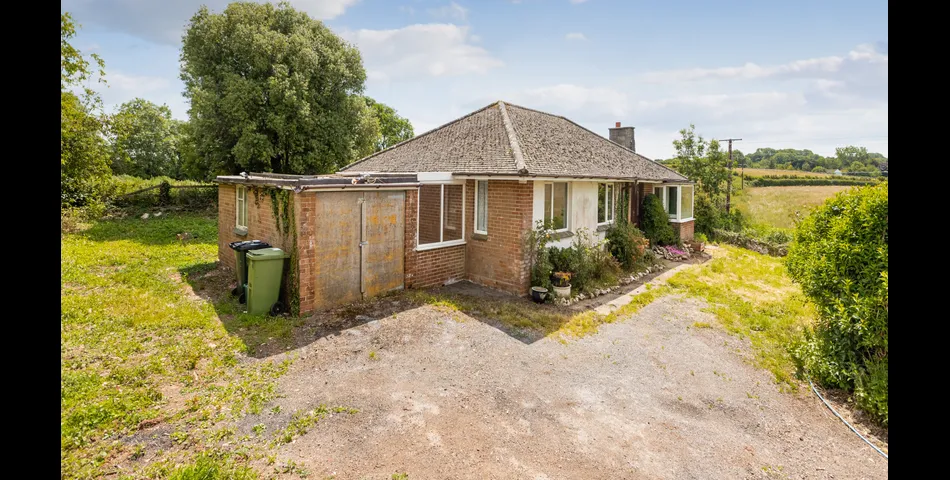 East Hill Bungalow