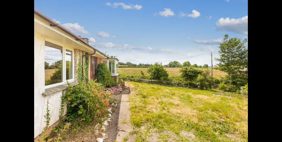 East Hill Bungalow