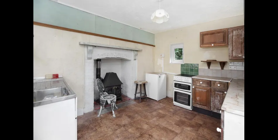 Myrtle Cottage, Eastdown, Blackawton, Totnes, Devon, TQ9 7AP 