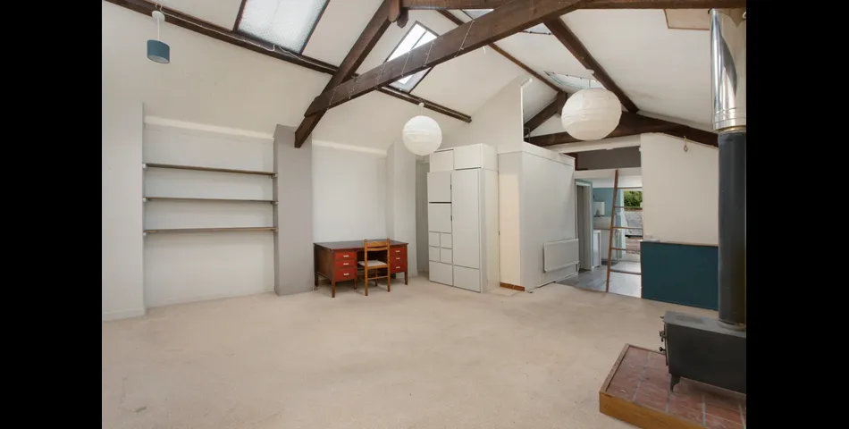 10 Bank Lane, Victoria Street, Totnes TQ9 5EH