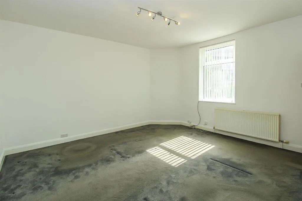 2 bed Terraced