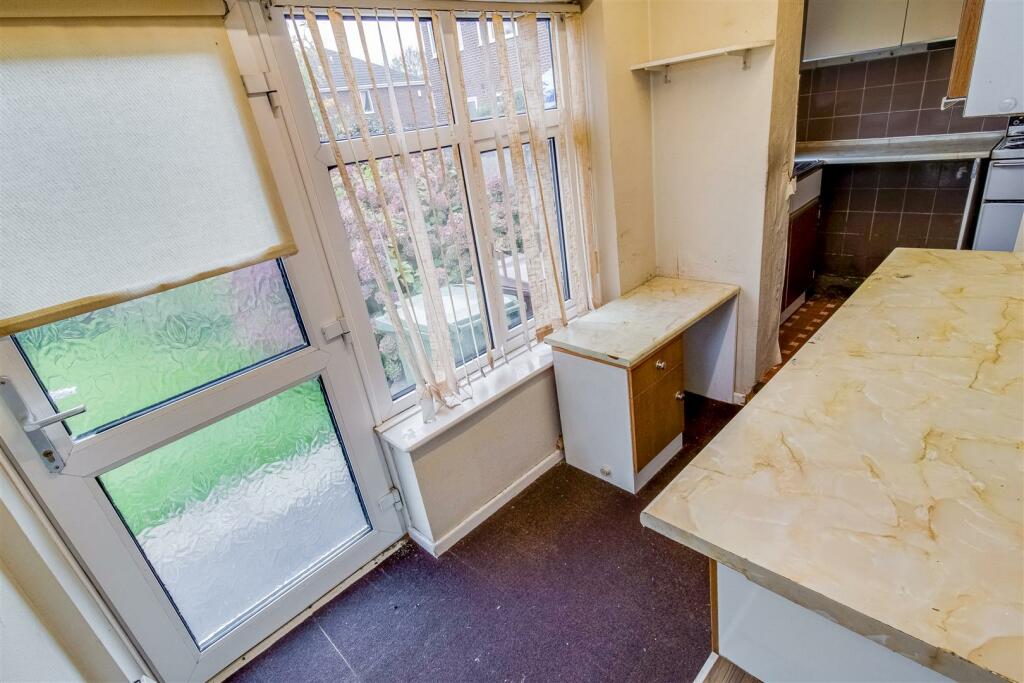 2 bed Semi-Detached