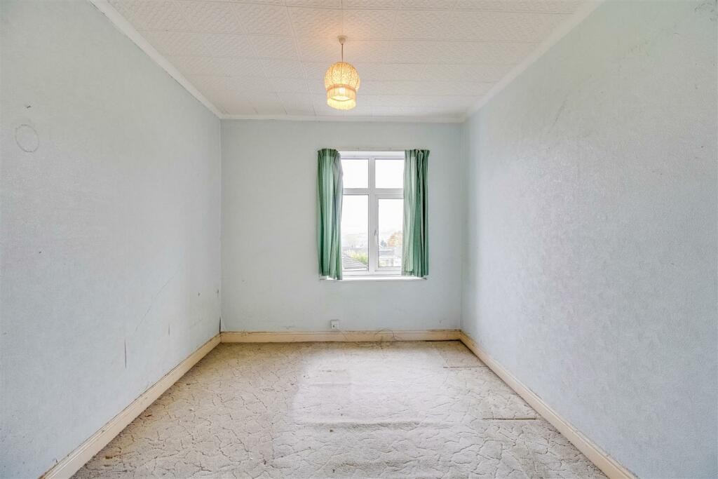 2 bed Semi-Detached