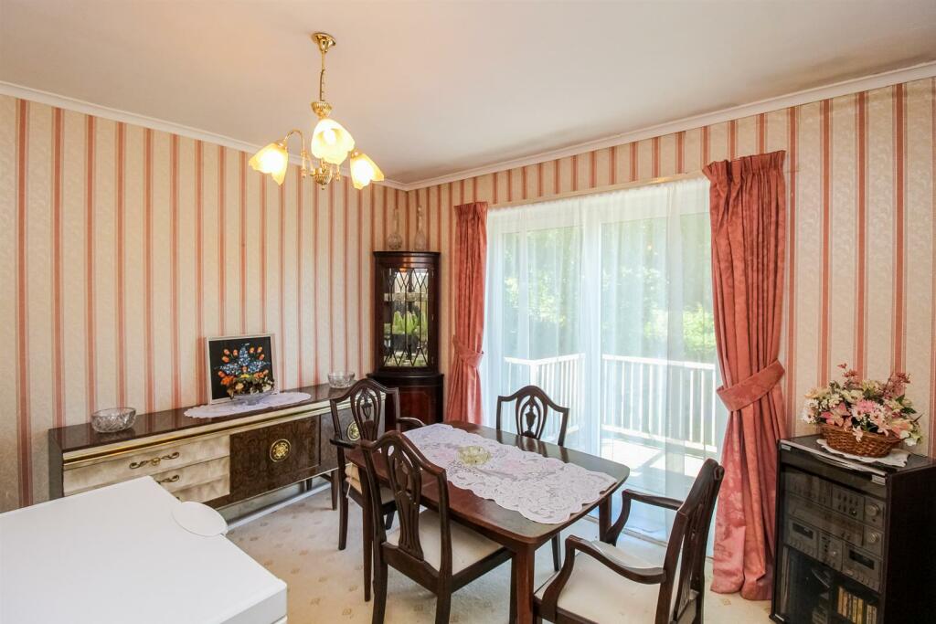 2 bed Semi-Detached Bungalow