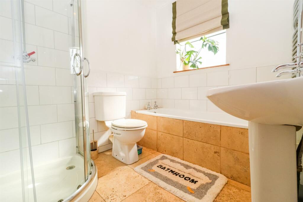 3 bed Semi-Detached