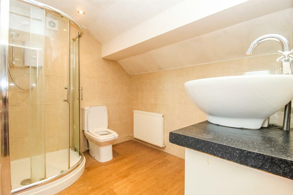 3 bed Semi-Detached Bungalow