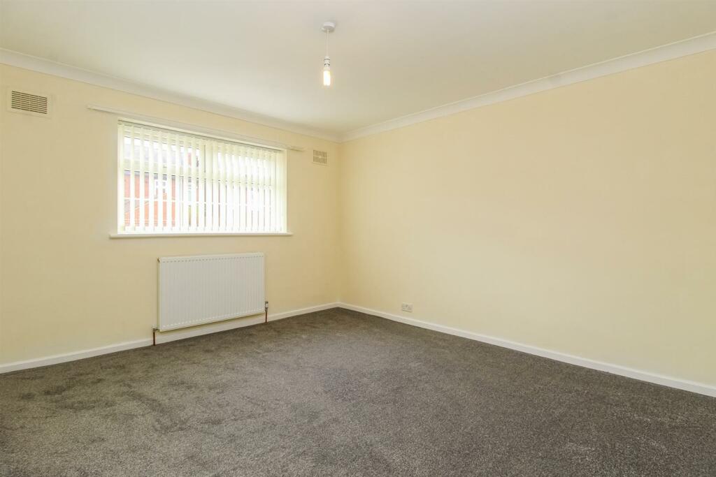 2 bed Detached Bungalow
