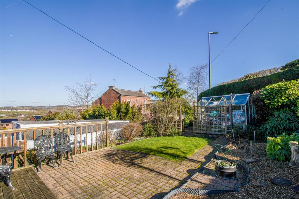 3 bed Detached Bungalow