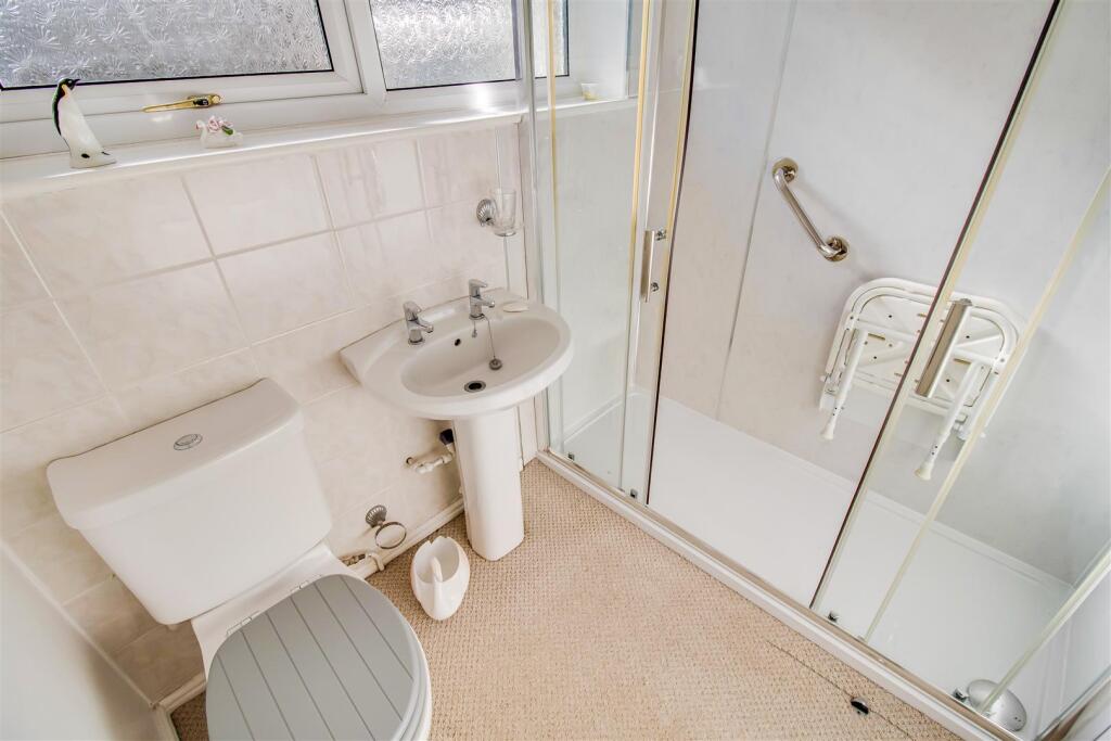 3 bed Detached Bungalow