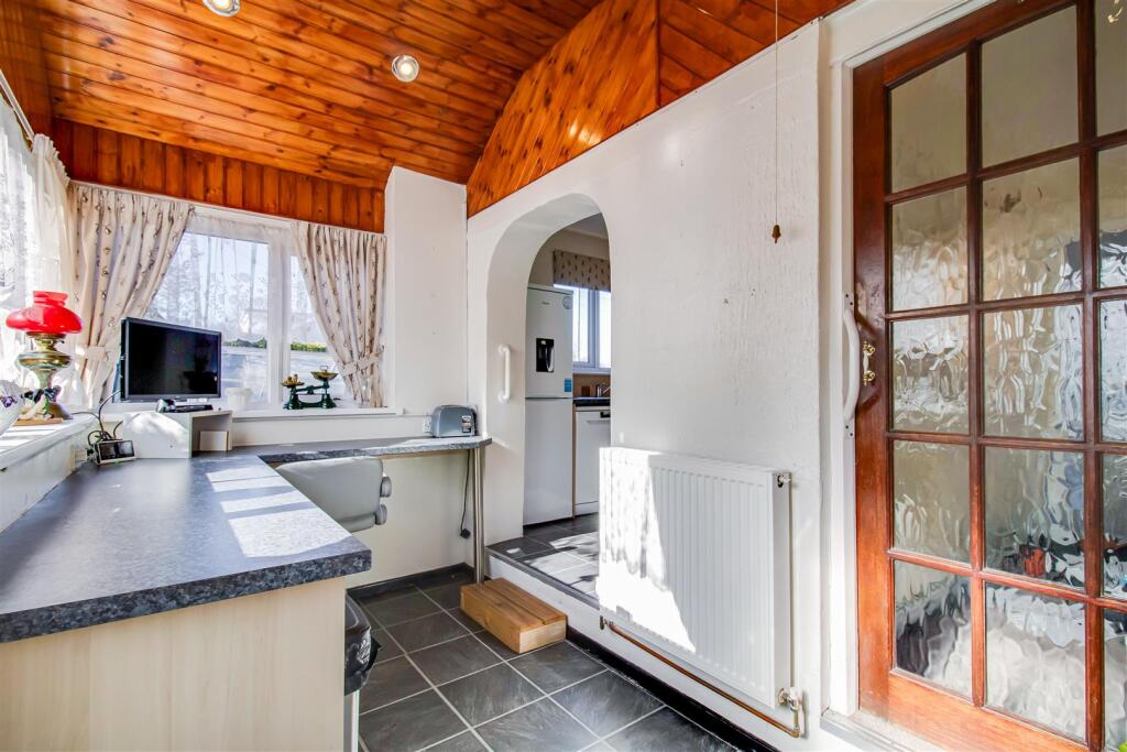 3 bed Detached Bungalow