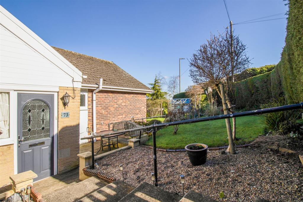 3 bed Detached Bungalow