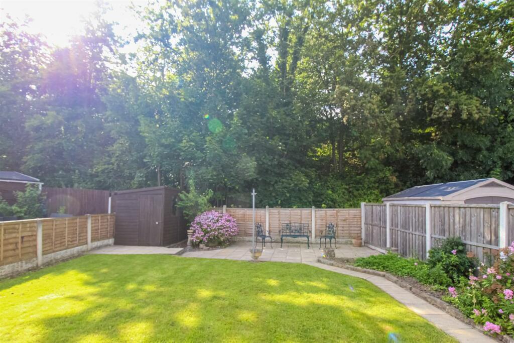 3 bed Detached Bungalow
