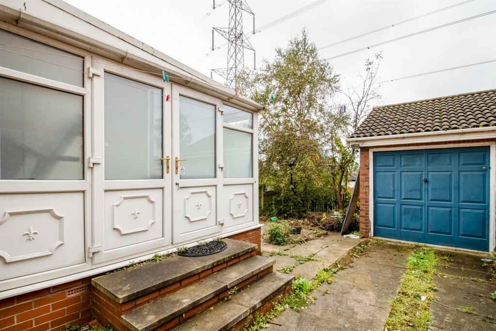 3 bed Semi-Detached