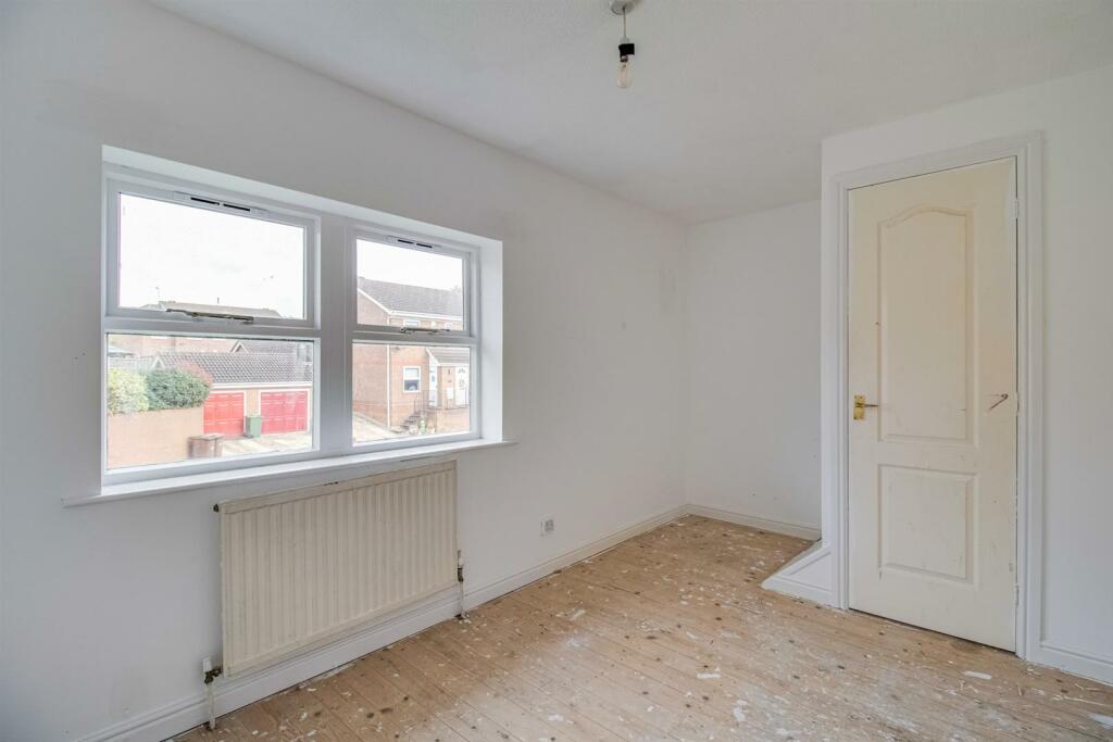 3 bed Semi-Detached