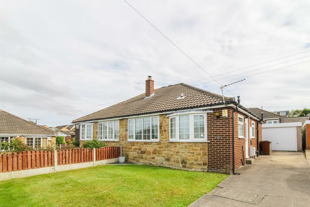 2 bed Semi-Detached Bungalow