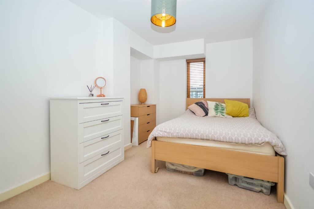 1 bed Apartment