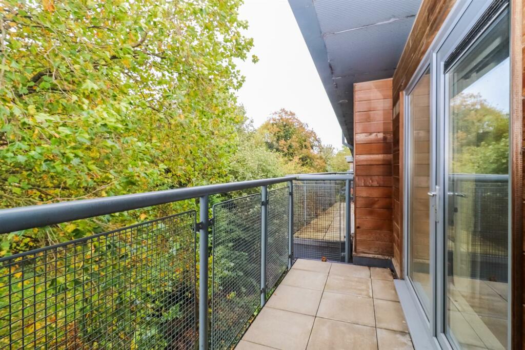 2 bed Apartment