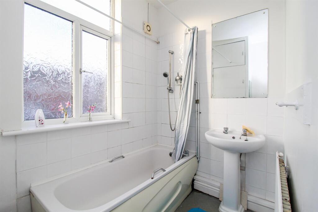 3 bed Terraced