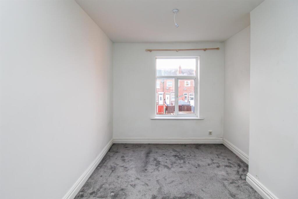 3 bed Terraced