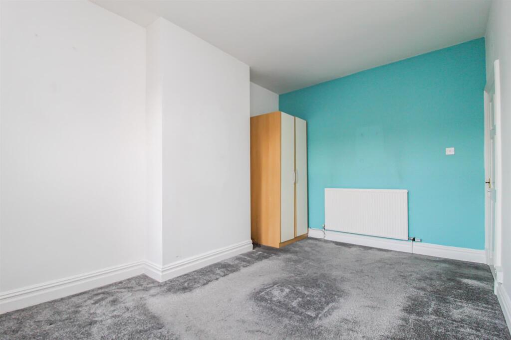 3 bed Terraced