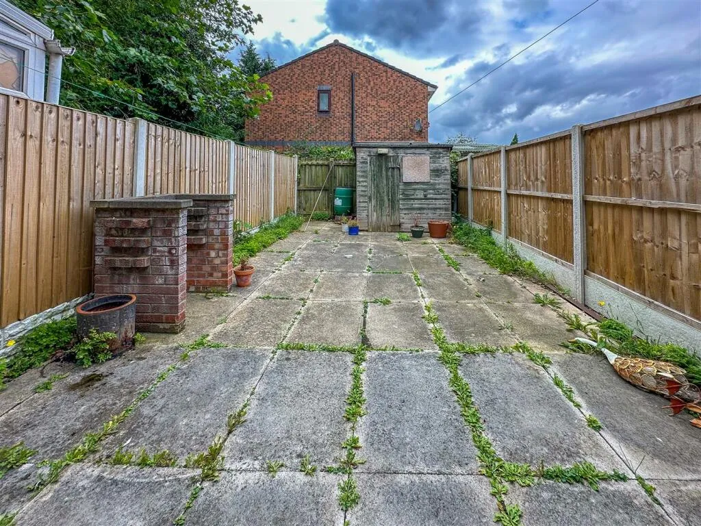 2 bed Terraced