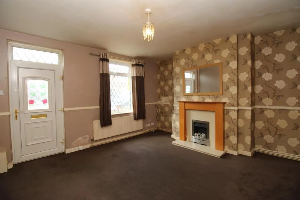 2 bed Terraced