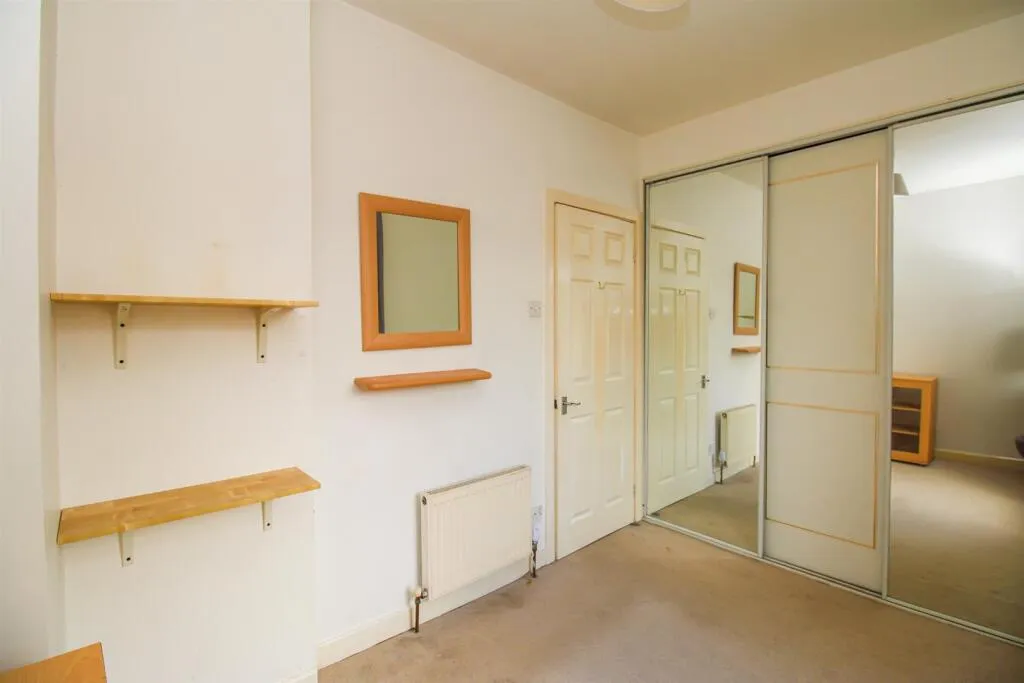 2 bed Terraced
