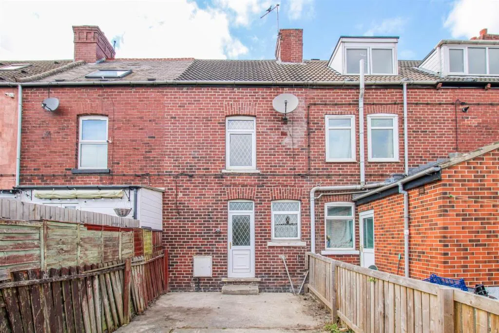 2 bed Terraced