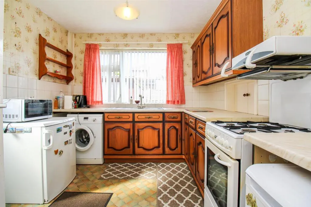 3 bed Semi-Detached